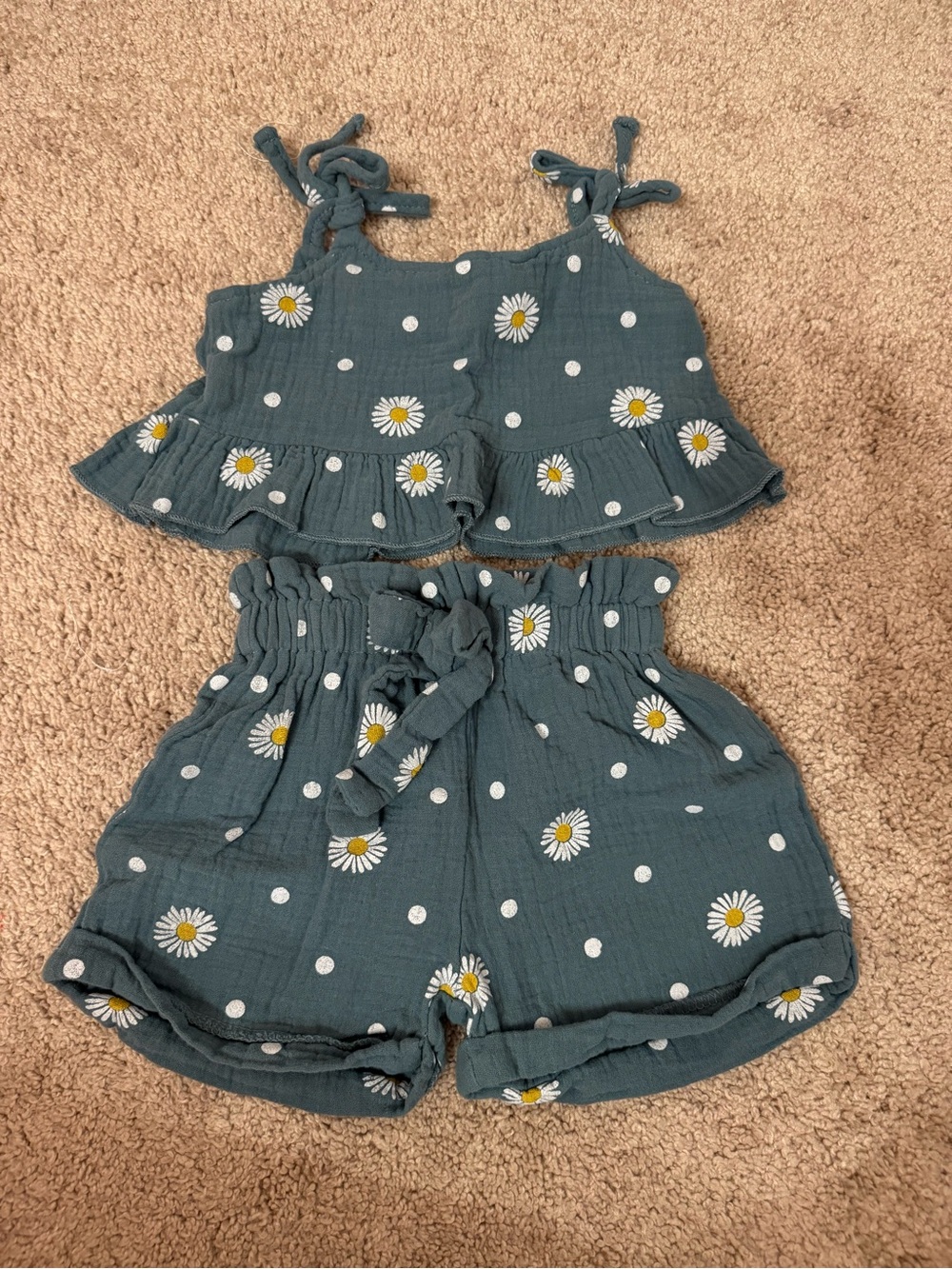 Amazon Teal Daisy Print Tie-Shoulder Top & Shorts Set